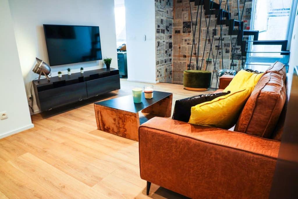 Amazon Corten Marche-en-Famenne Zewnętrze zdjęcie